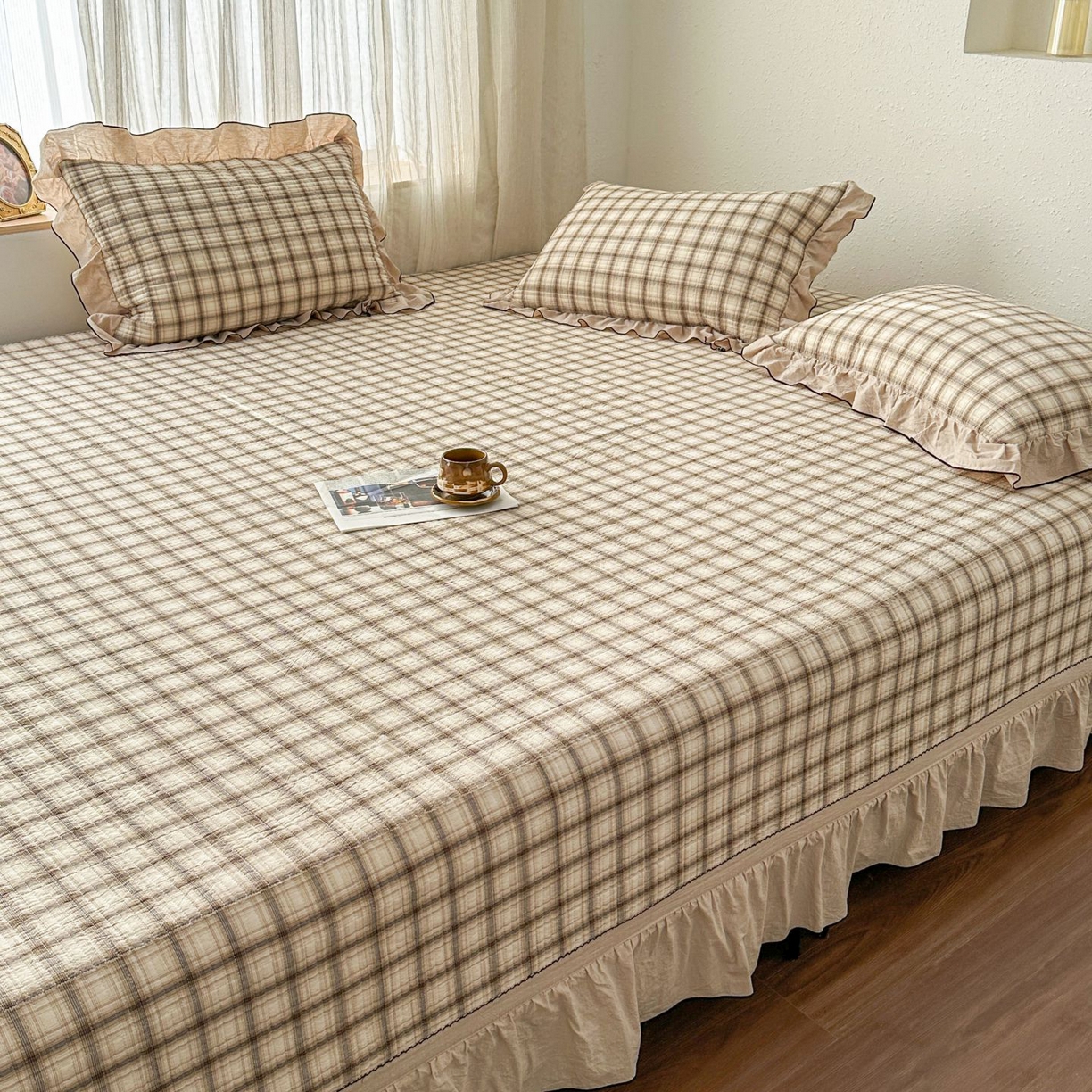 91家纺网 家纺一手货源 找家纺 暖居 2026新款大尺寸全棉色织花边款榻榻米农村大炕盖 简溪