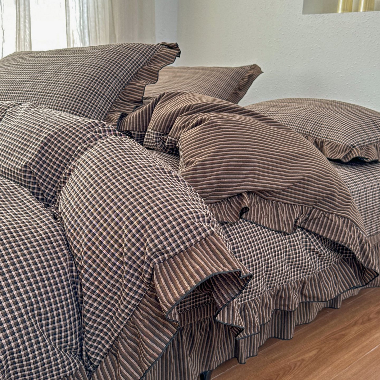 91家纺网 家纺一手货源 找家纺 暖居 2026新款大尺寸全棉色织花边款榻榻米农村大炕盖 松野