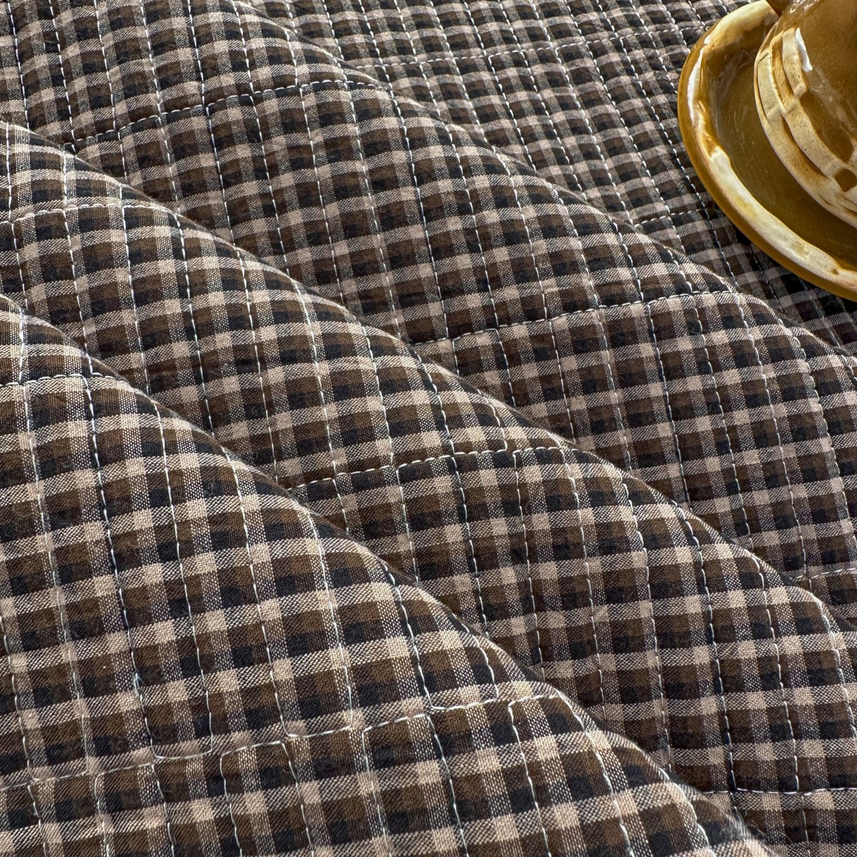 91家纺网 家纺一手货源 找家纺 暖居 2026新款大尺寸全棉色织花边款榻榻米农村大炕盖 松野