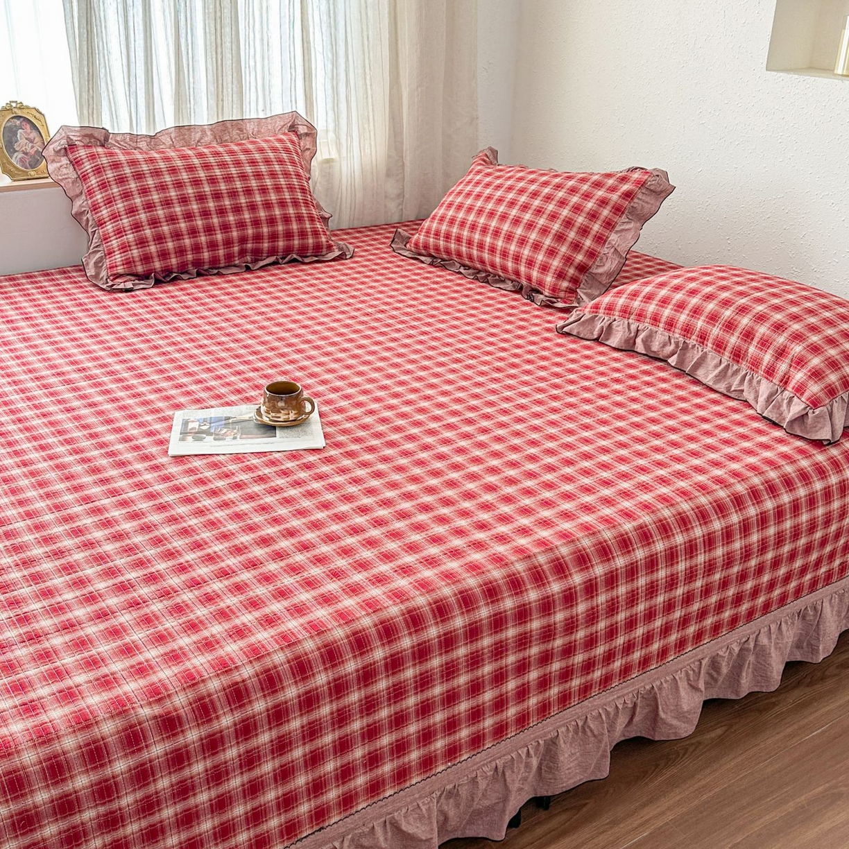 91家纺网 家纺一手货源 找家纺 暖居 2026新款大尺寸全棉色织花边款榻榻米农村大炕盖 圣诞格