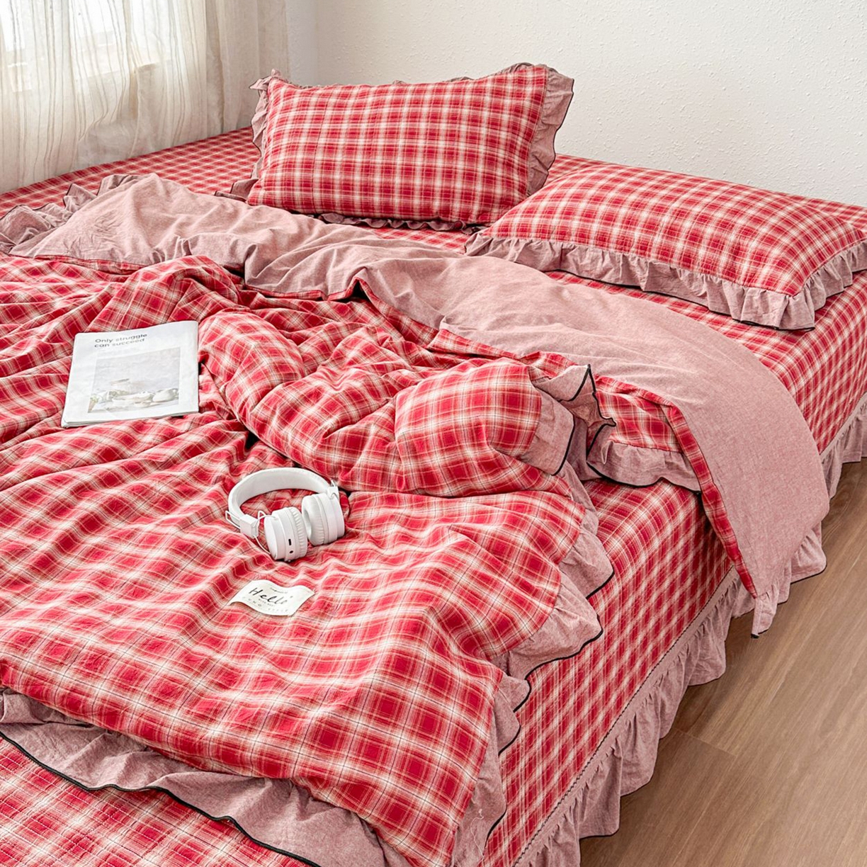 91家纺网 家纺一手货源 找家纺 暖居 2026新款大尺寸全棉色织花边款榻榻米农村大炕盖 圣诞格