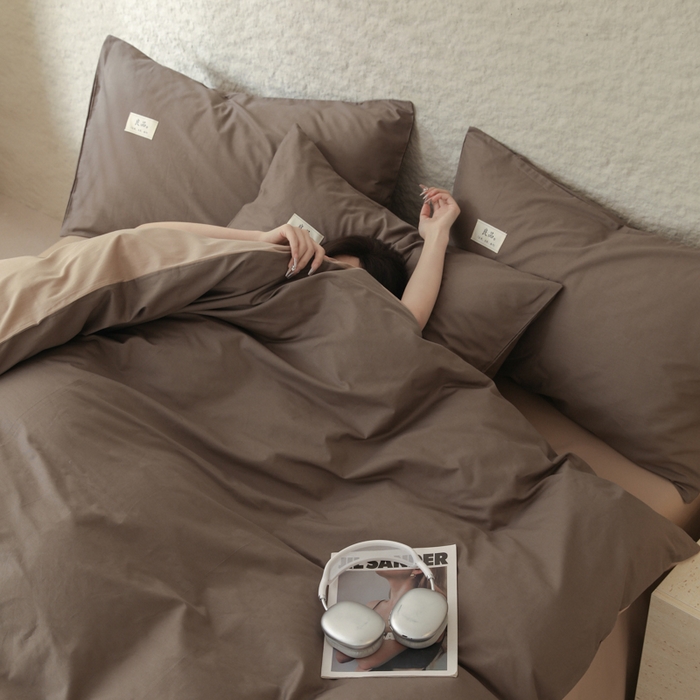 91家纺网 家纺一手货源 找家纺 眠博士 2026新款轻奢简约全棉40支拼色四件套 全棉拼色-春泥+卡其