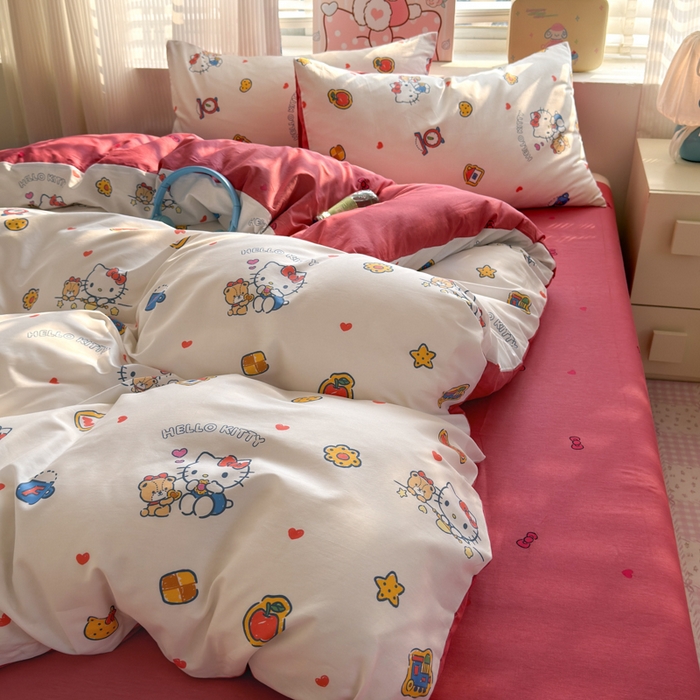 91家纺网 家纺一手货源 找家纺 曼之夏 2026新款全棉三丽鸥正版授权卡通四件套 凯蒂果果