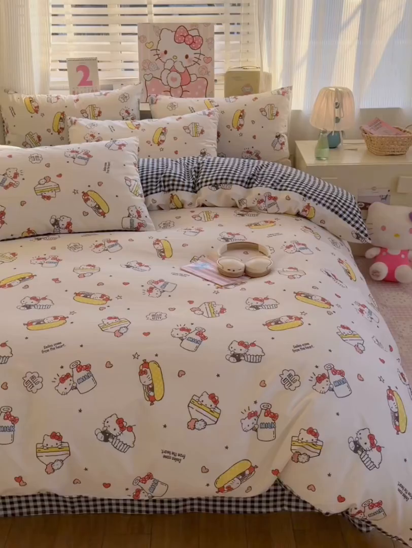 91家纺网 家纺一手货源 找家纺 曼之夏 2026新款全棉三丽鸥正版授权卡通四件套 牛奶凯蒂