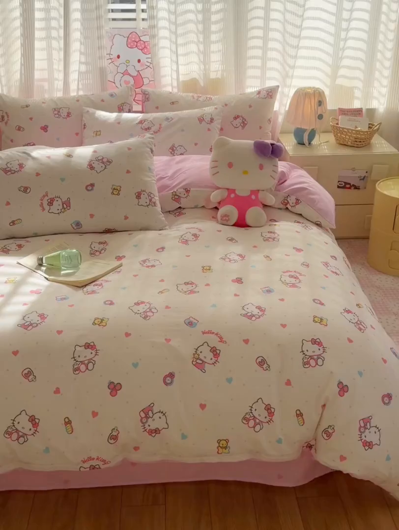 91家纺网 家纺一手货源 找家纺 曼之夏 2026新款全棉三丽鸥正版授权卡通四件套 甜甜凯蒂