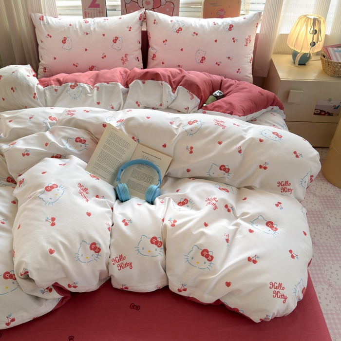 91家纺网 家纺一手货源 找家纺 曼之夏 2026新款全棉三丽鸥正版授权卡通四件套 樱桃凯蒂