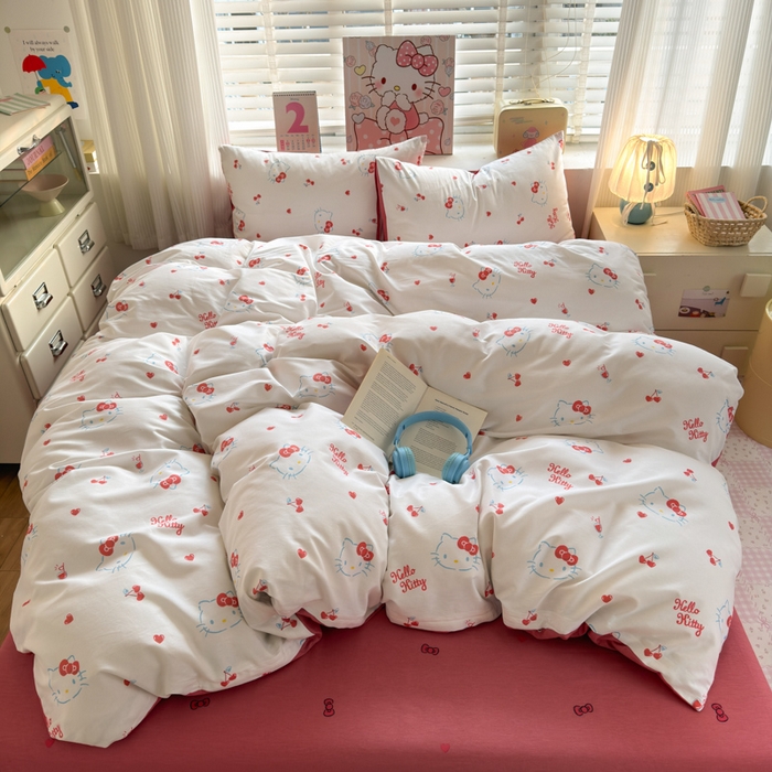 91家纺网 家纺一手货源 找家纺 曼之夏 2026新款全棉三丽鸥正版授权卡通四件套 樱桃凯蒂