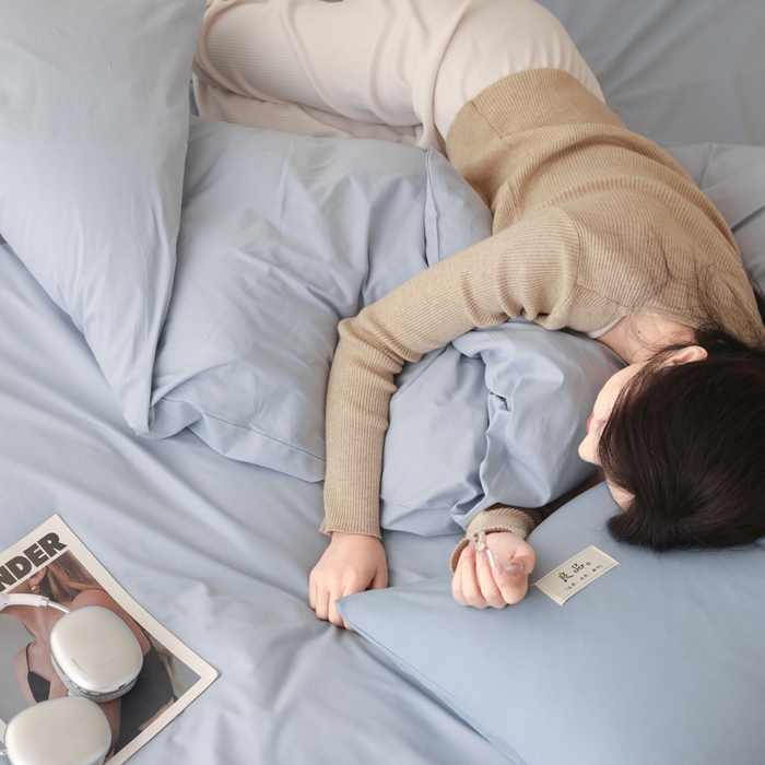 91家纺网 家纺一手货源 找家纺 眠博士 2026新款轻奢简约全棉40支拼色四件套 全棉拼色-浅蓝色