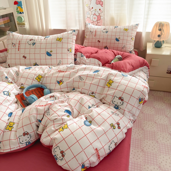 91家纺网 家纺一手货源 找家纺 曼之夏 2026新款全棉三丽鸥正版授权卡通四件套 运动凯蒂