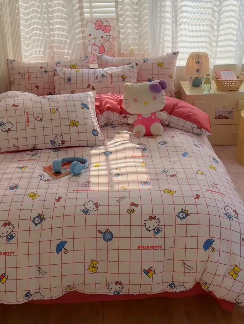 91家纺网 家纺一手货源 找家纺 曼之夏 2026新款全棉三丽鸥正版授权卡通四件套 运动凯蒂