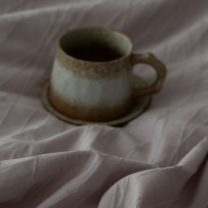 91家纺网 家纺一手货源 找家纺 爱思佳 2026新款A类全棉60s浮雕亮面提花系列四件套 蝶梦紫