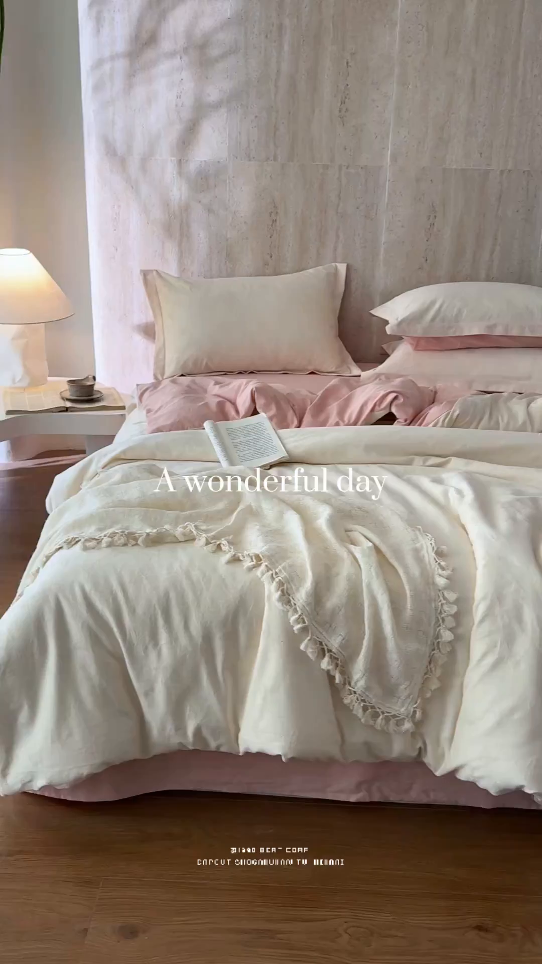 91家纺网 家纺一手货源 找家纺 爱思佳 2026新款A类全棉60s浮雕亮面提花系列四件套 蝶舞-粉