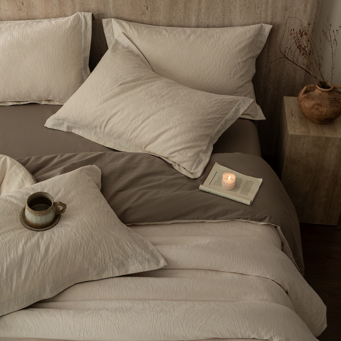 91家纺网 家纺一手货源 找家纺 爱思佳 2026新款A类全棉60s浮雕亮面提花系列四件套 克拉-灰