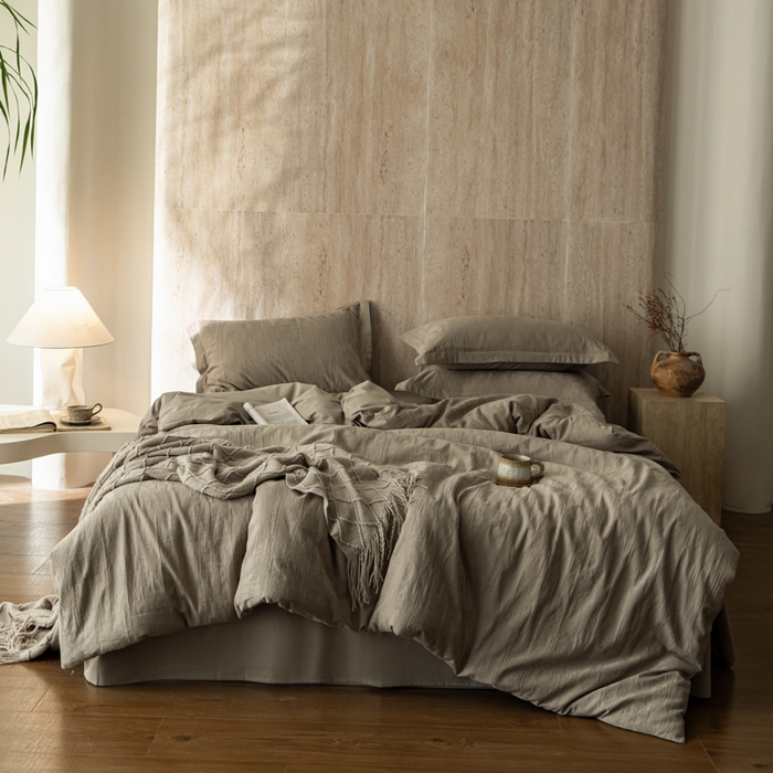 91家纺网 家纺一手货源 找家纺 爱思佳 2026新款A类全棉60s浮雕亮面提花系列四件套 里约灰