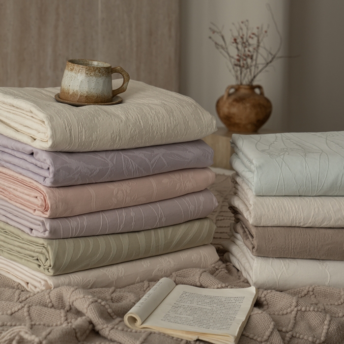 91家纺网 家纺一手货源 找家纺 爱思佳 2026新款A类全棉60s浮雕亮面提花系列四件套 组合