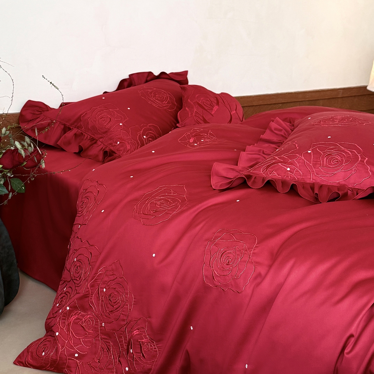 91家纺网 家纺一手货源 找家纺 （总）鹿班家居 2026春季新品色织棉麻精密刺绣系列四件套-秋桉花信（标准会员-20元）