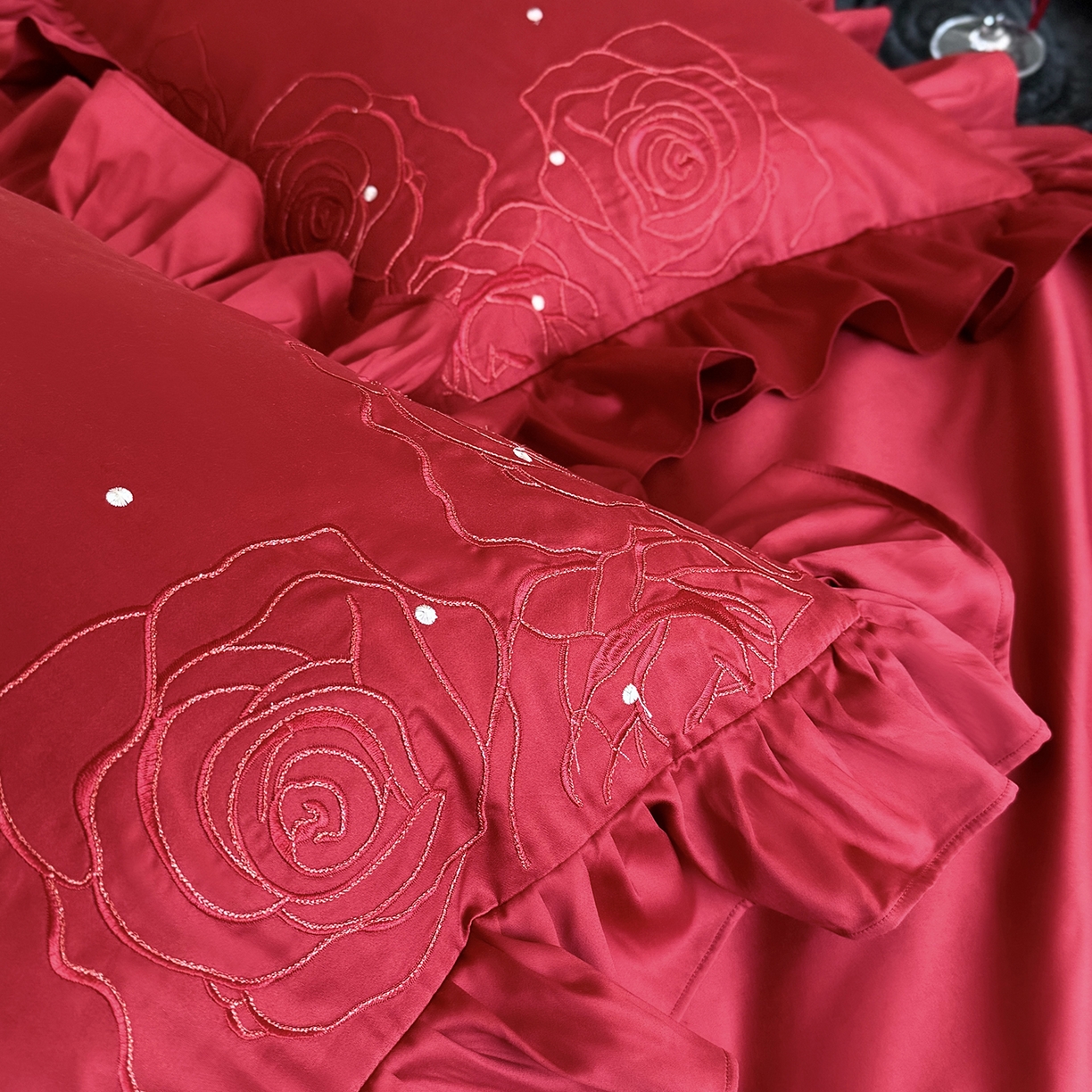 91家纺网 家纺一手货源 找家纺 （总）鹿班家居 2026春季新品100S长绒棉精密刺绣系列四件套-玫瑰祈愿（标准会员-20元）