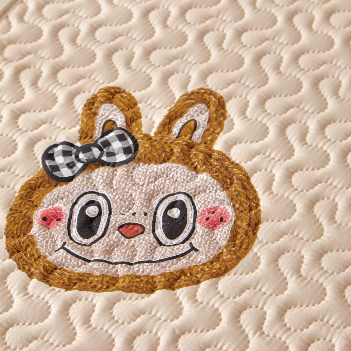 91家纺网 家纺一手货源 找家纺 永旺家纺 2026新款A类亲肤四季款防水垫子隔尿垫 萌萌拉布布