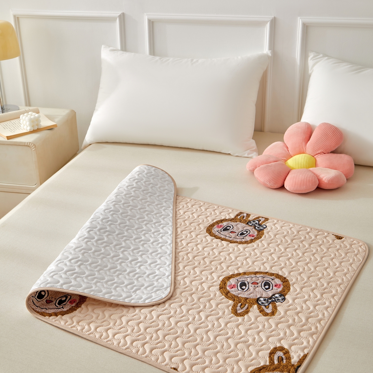 91家纺网 家纺一手货源 找家纺 永旺家纺 2026新款A类亲肤四季款防水垫子隔尿垫 萌萌拉布布