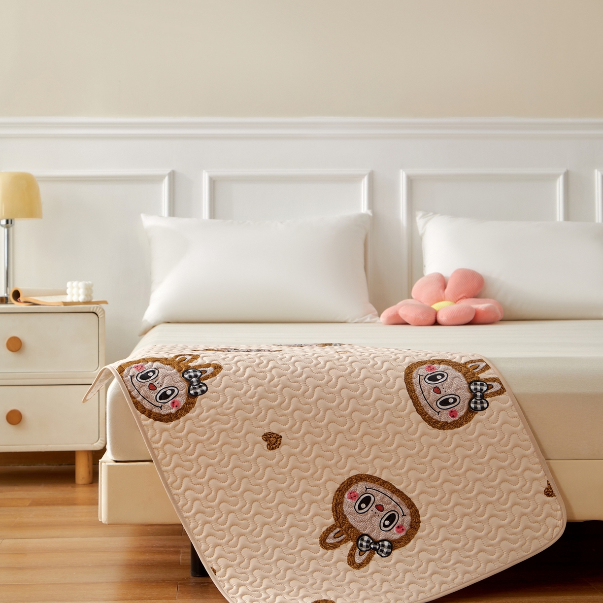 91家纺网 家纺一手货源 找家纺 永旺家纺 2026新款A类亲肤四季款防水垫子隔尿垫 萌萌拉布布