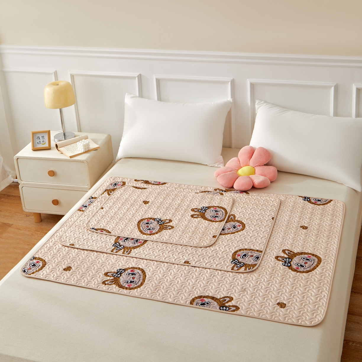 91家纺网 家纺一手货源 找家纺 永旺家纺 2026新款A类亲肤四季款防水垫子隔尿垫 萌萌拉布布