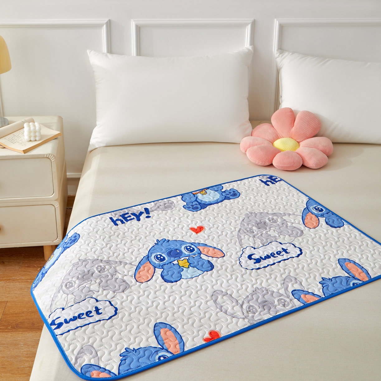 91家纺网 家纺一手货源 找家纺 永旺家纺 2026新款A类亲肤四季款防水垫子隔尿垫 史迪仔