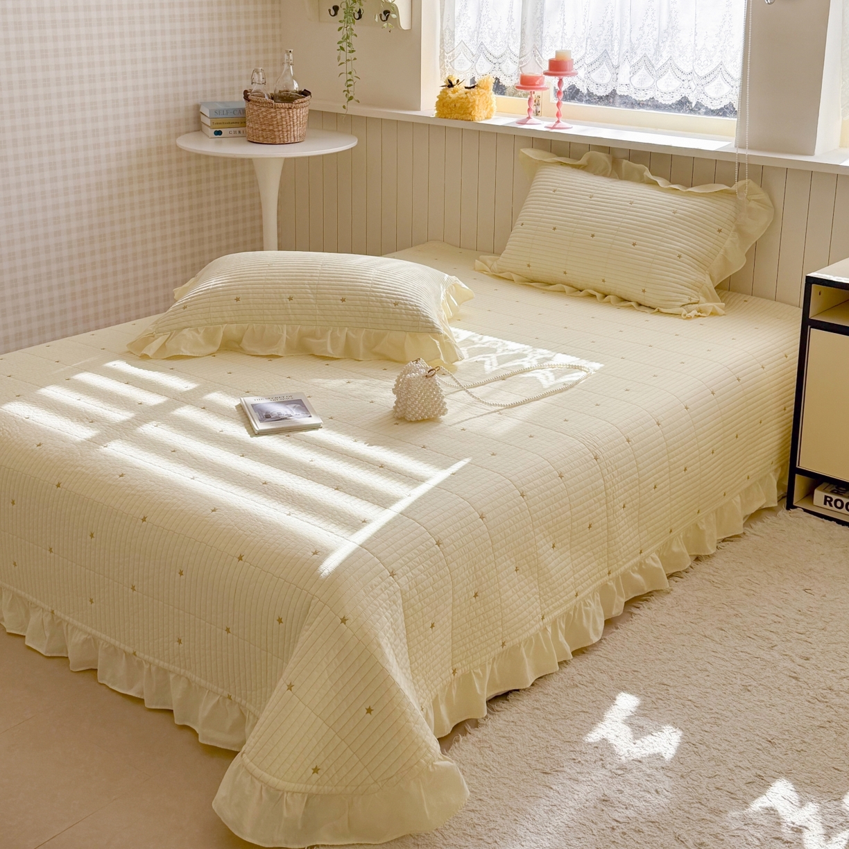 91家纺网 家纺一手货源 找家纺 琳可家居 2026新款双面60S全棉水洗棉刺绣床盖三件套可搭配同款夏被A类-星空间系列 星空间-浅黄