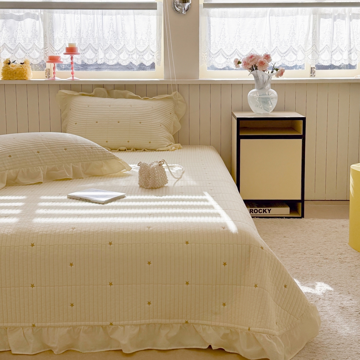 91家纺网 家纺一手货源 找家纺 琳可家居 2026新款双面60S全棉水洗棉刺绣床盖三件套可搭配同款夏被A类-星空间系列 星空间-浅黄