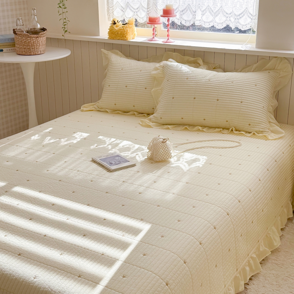 91家纺网 家纺一手货源 找家纺 琳可家居 2026新款双面60S全棉水洗棉刺绣床盖三件套可搭配同款夏被A类-星空间系列 星空间-浅黄