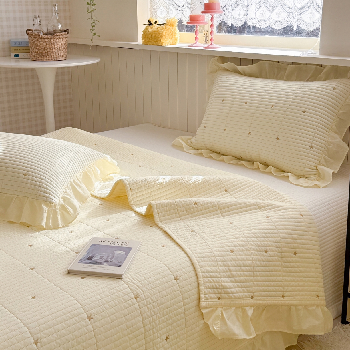 91家纺网 家纺一手货源 找家纺 琳可家居 2026新款双面60S全棉水洗棉刺绣床盖三件套可搭配同款夏被A类-星空间系列 星空间-浅黄