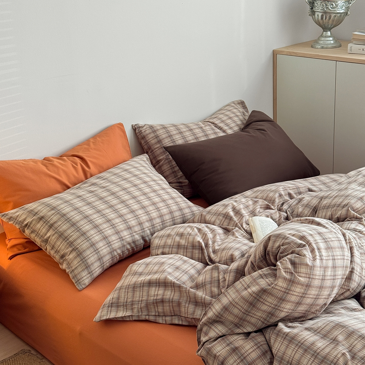 91家纺网 家纺一手货源 找家纺 （总）蜜宿 2026新款全棉色织水洗棉四件套-茶色岛