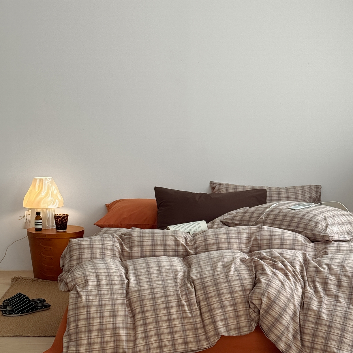 91家纺网 家纺一手货源 找家纺 蜜宿 2026新款全棉色织水洗棉四件套-茶色岛 茶色岛（枕套南瓜泥+格纹）