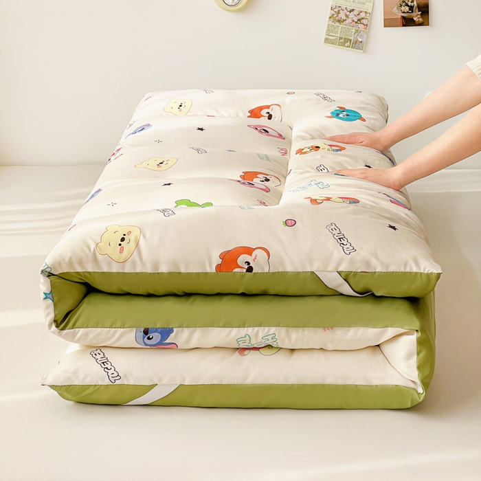 91家纺网 家纺一手货源 找家纺 艺菲阁家纺 2026新款水洗棉保暖亲肤床垫 梦幻乐园