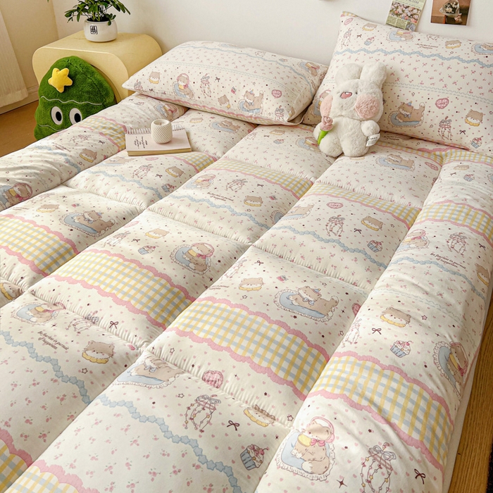 91家纺网 家纺一手货源 找家纺 艺菲阁家纺 2026新款水洗棉保暖亲肤床垫 耳机软猫