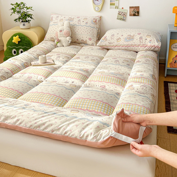 91家纺网 家纺一手货源 找家纺 艺菲阁家纺 2026新款水洗棉保暖亲肤床垫 耳机软猫