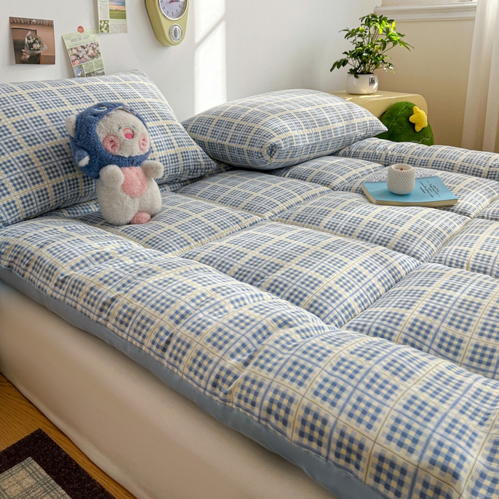 91家纺网 家纺一手货源 找家纺 艺菲阁家纺 2026新款水洗棉保暖亲肤床垫 圆珠笔