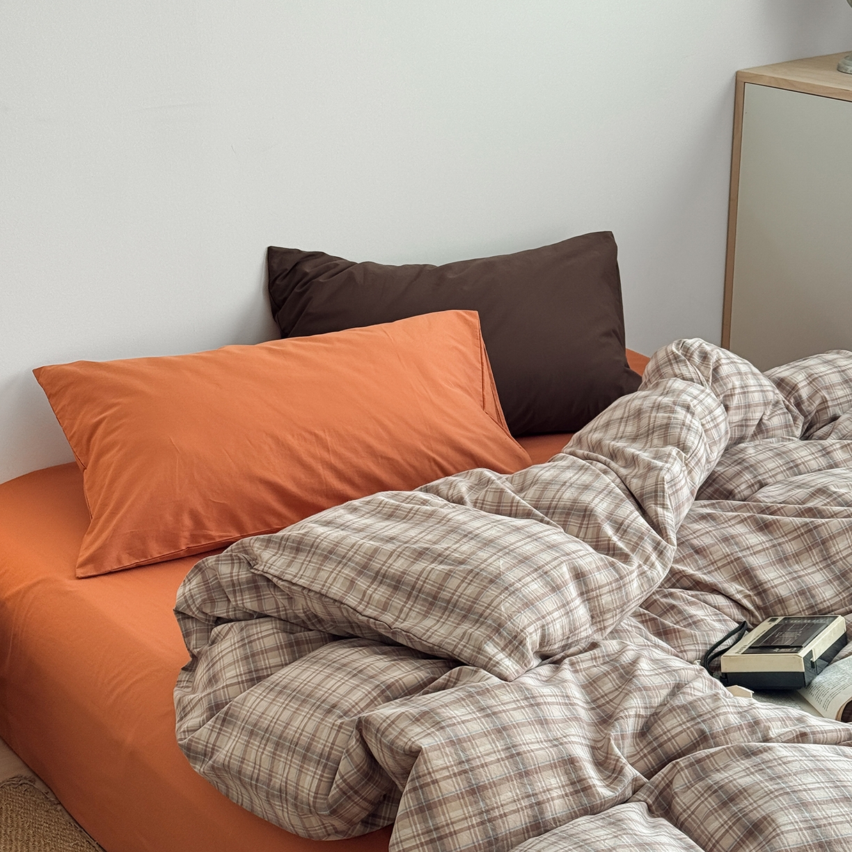 91家纺网 家纺一手货源 找家纺 蜜宿 2026新款全棉色织水洗棉四件套-茶色岛 茶色岛（枕套南瓜泥+可可棕）