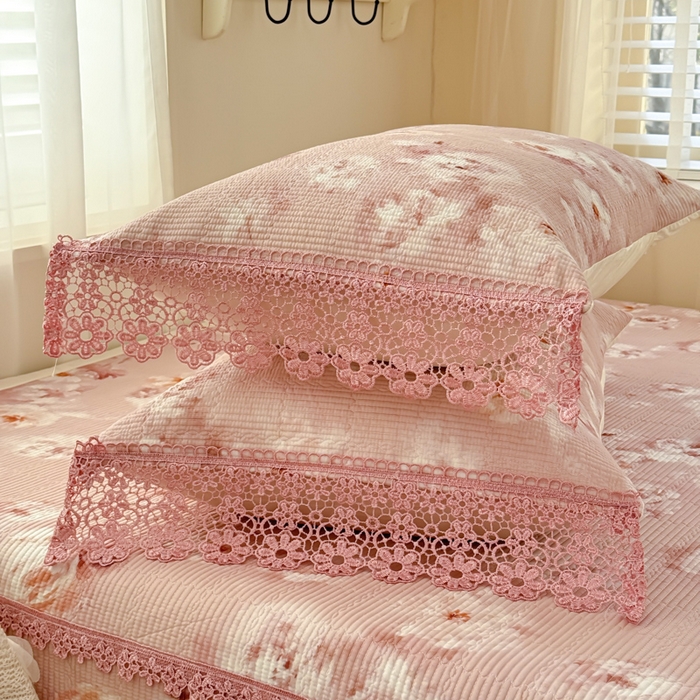 91家纺网 家纺一手货源 找家纺 源舜家纺 2026新款莱赛尔天丝花边榻榻米炕盖 粉黛繁花