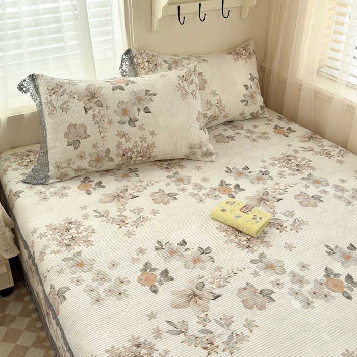 91家纺网 家纺一手货源 找家纺 源舜家纺 2026新款莱赛尔天丝花边榻榻米炕盖 莫兰迪咖