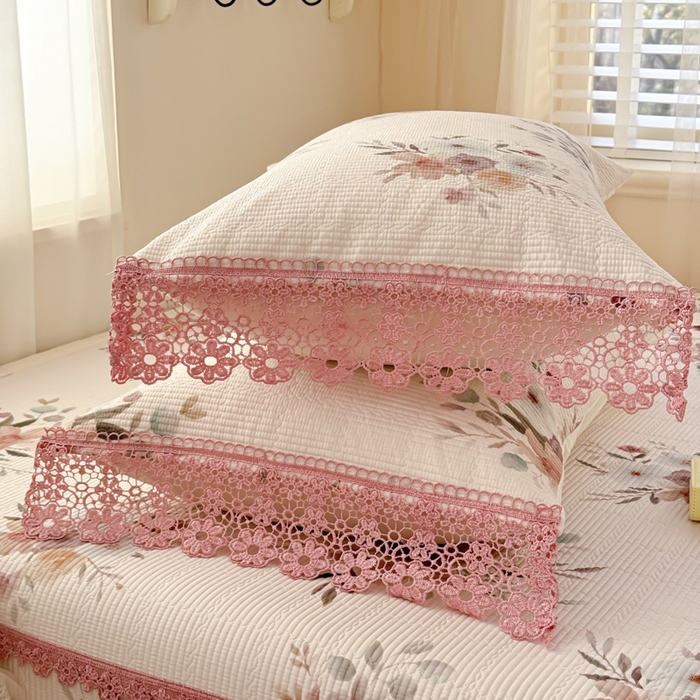 91家纺网 家纺一手货源 找家纺 源舜家纺 2026新款莱赛尔天丝花边榻榻米炕盖 莫奈花园粉