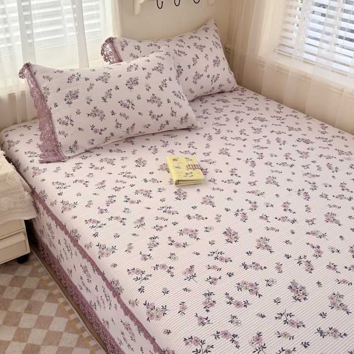 91家纺网 家纺一手货源 找家纺 源舜家纺 2026新款莱赛尔天丝花边榻榻米炕盖 紫罗兰