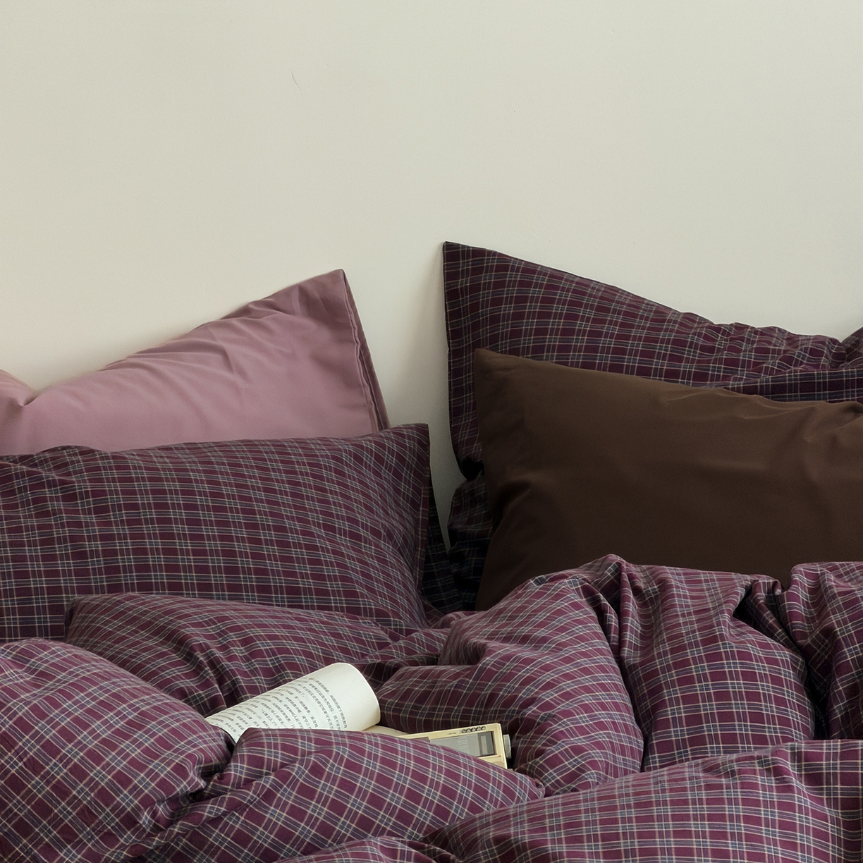 91家纺网 家纺一手货源 找家纺 蜜宿 2026新款全棉色织水洗棉四件套-岛上旧梦 岛上旧梦（枕套胭脂紫+格纹）