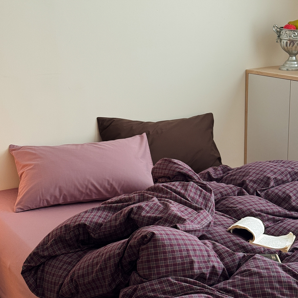 91家纺网 家纺一手货源 找家纺 蜜宿 2026新款全棉色织水洗棉四件套-玫瑰情书 玫瑰情书（枕套格纹+可可棕）