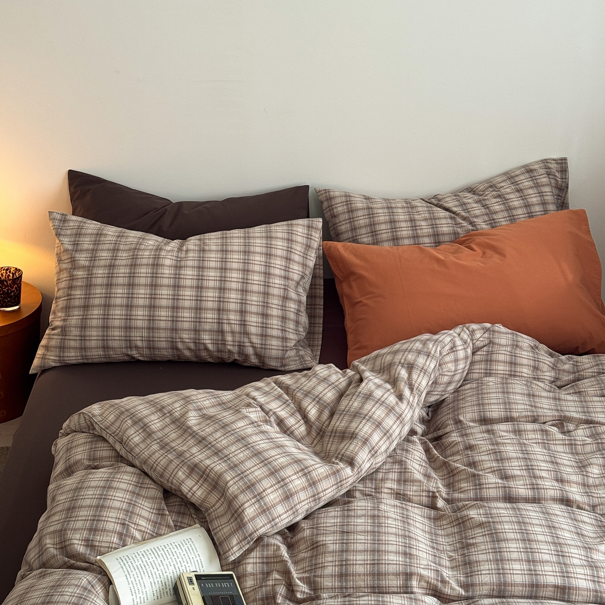 91家纺网 家纺一手货源 找家纺 蜜宿 2026新款全棉色织水洗棉四件套-美拉德棕 美拉德棕（枕套格纹）