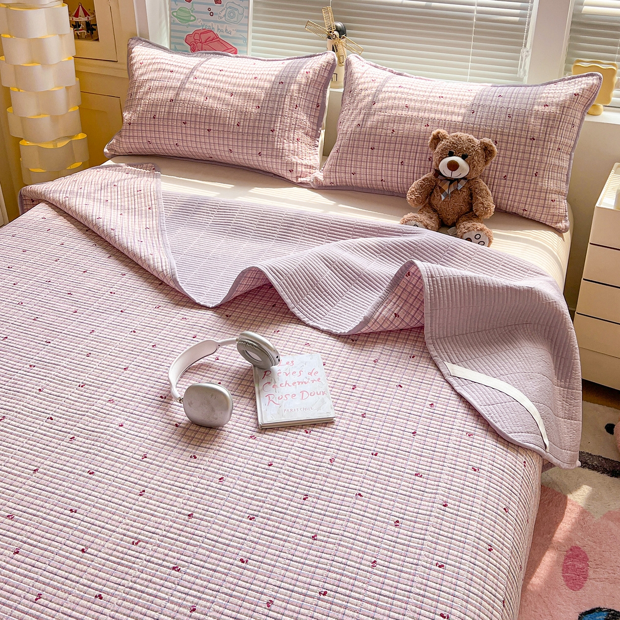 91家纺网 家纺一手货源 找家纺 优选 2026新款木棉印花床盖三件套 格子樱桃