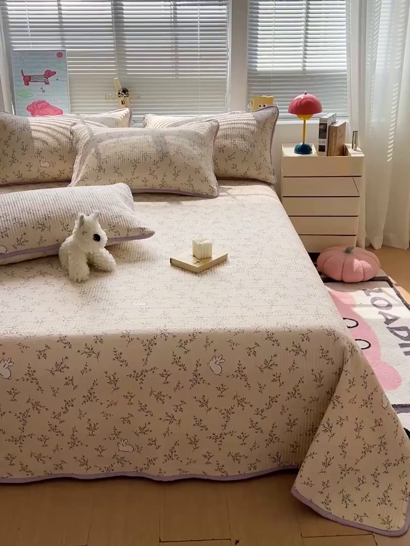 91家纺网 家纺一手货源 找家纺 优选 2026新款木棉印花床盖三件套 花花兔兔