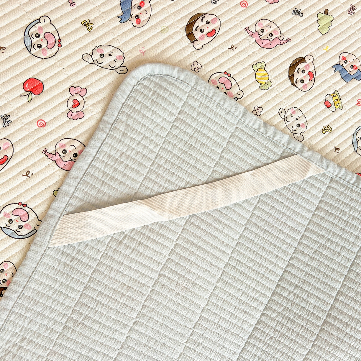 91家纺网 家纺一手货源 找家纺 优选 2026新款木棉印花床盖三件套 快乐小新