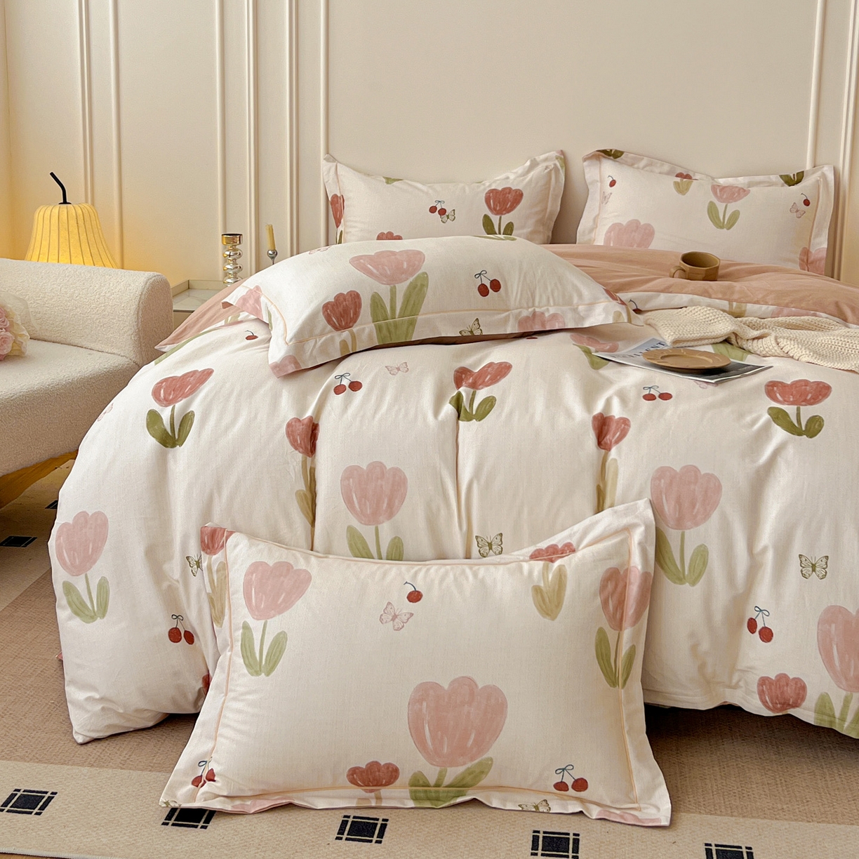 91家纺网 家纺一手货源 找家纺 朵希曼 2026新款全棉生态磨毛数码印花系列四件套 蝴蝶千颂-粉