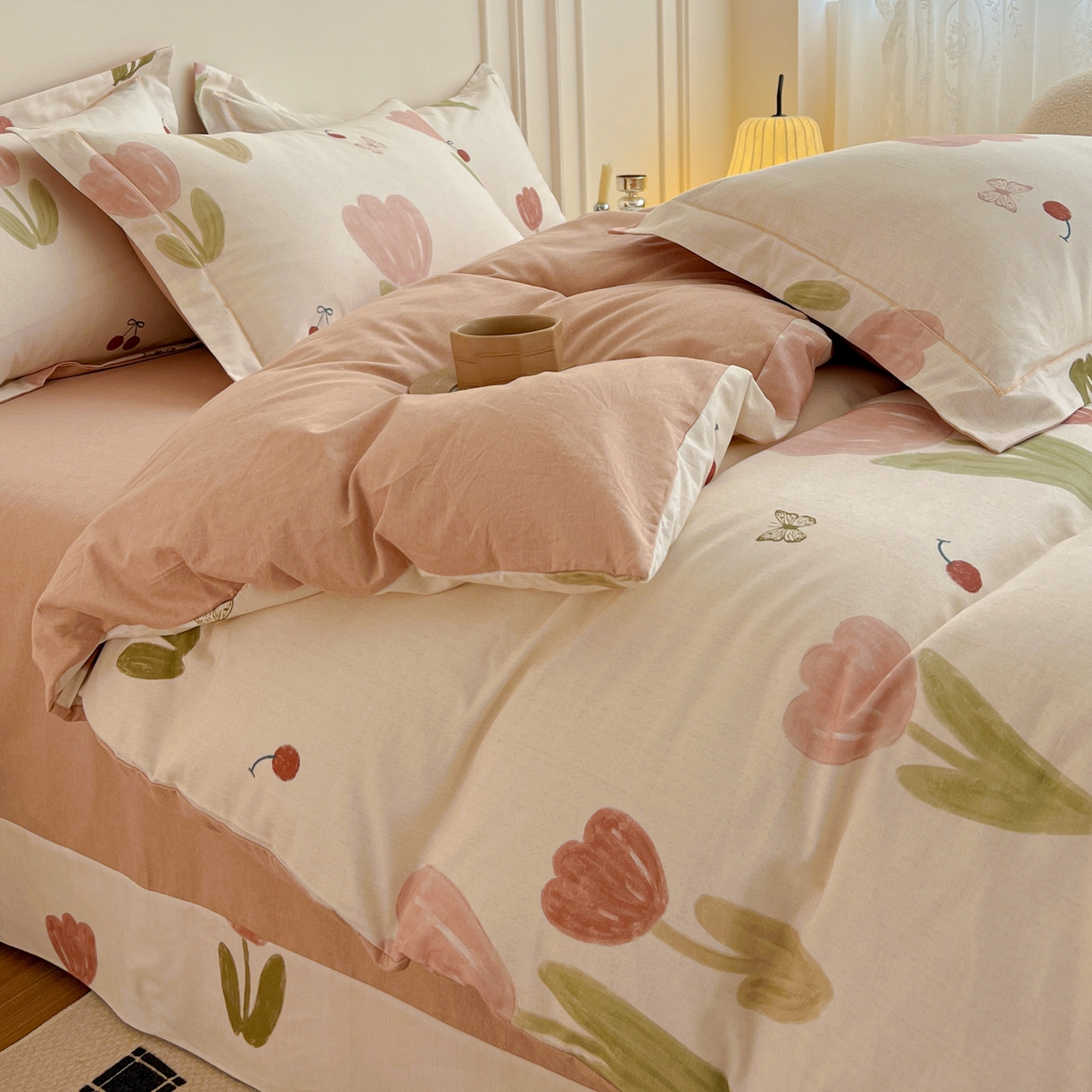 91家纺网 家纺一手货源 找家纺 朵希曼 2026新款全棉生态磨毛数码印花系列四件套 蝴蝶千颂-粉