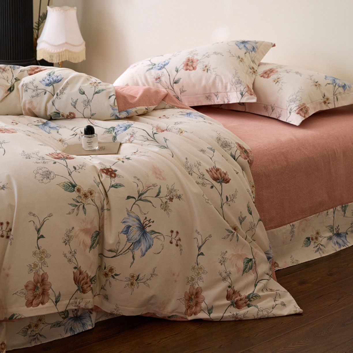 91家纺网 家纺一手货源 找家纺 朵希曼 2026新款全棉生态磨毛数码印花系列四件套 舒雅